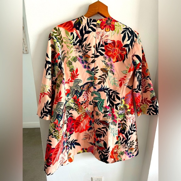 Flower Rain coat Colorful and Fun - Picture 6 of 6